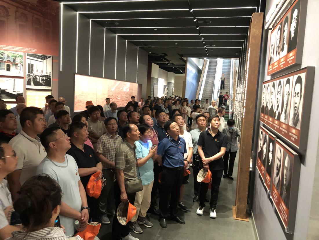 图片3.jpg 图片3.jpg